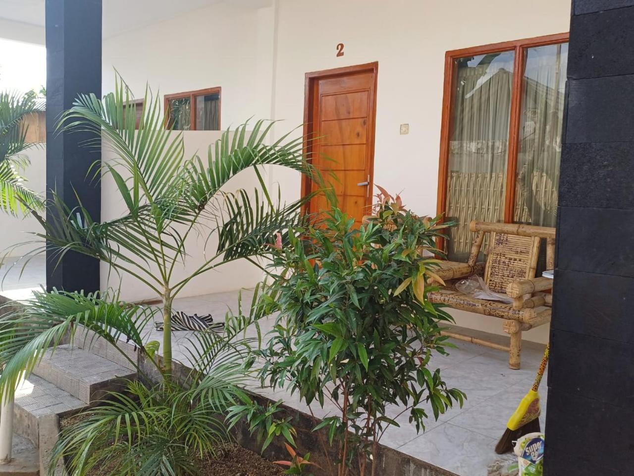 Black Sweet Homestay Dua Gili Air Exteriör bild