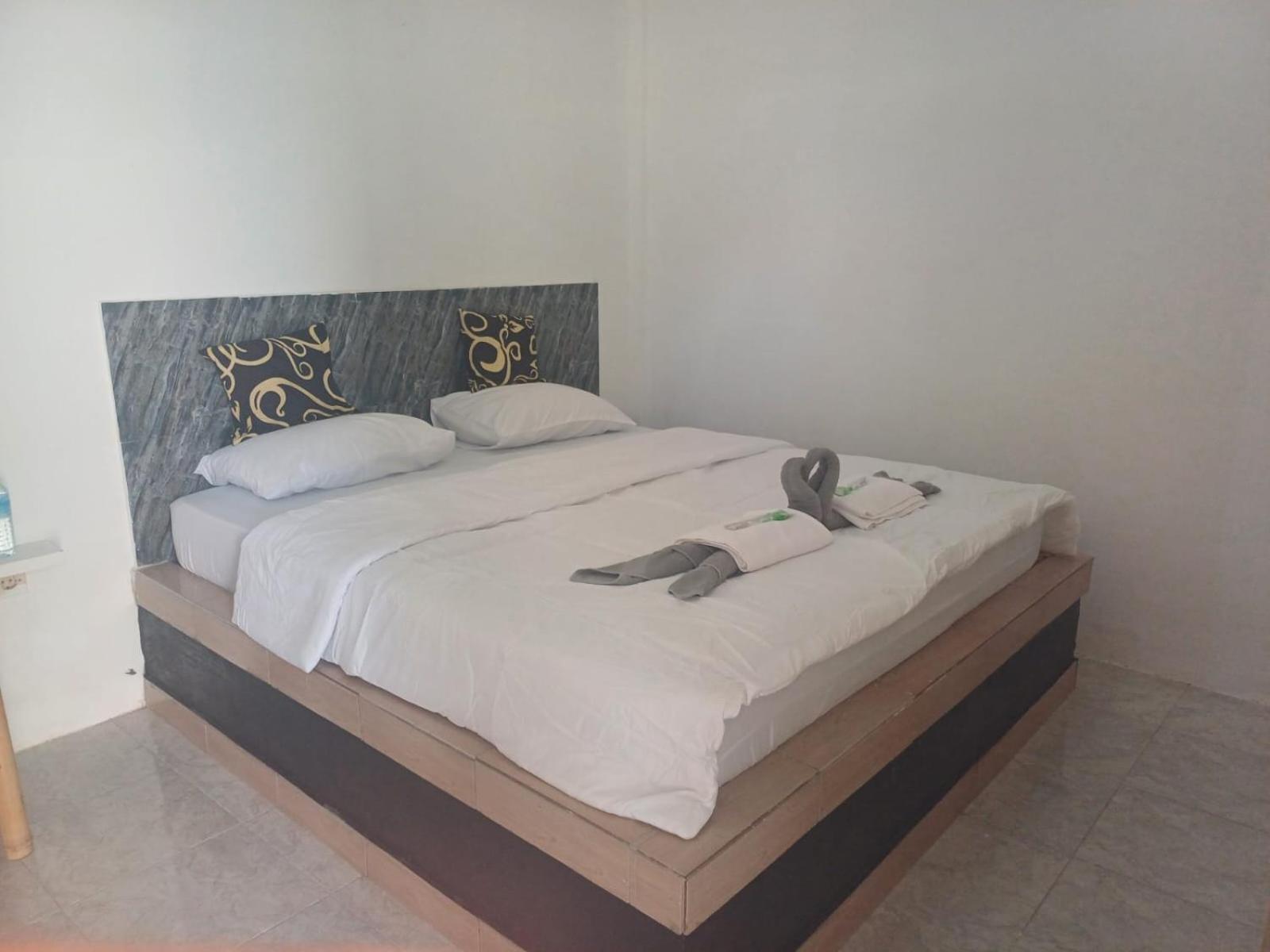 Black Sweet Homestay Dua Gili Air Exteriör bild